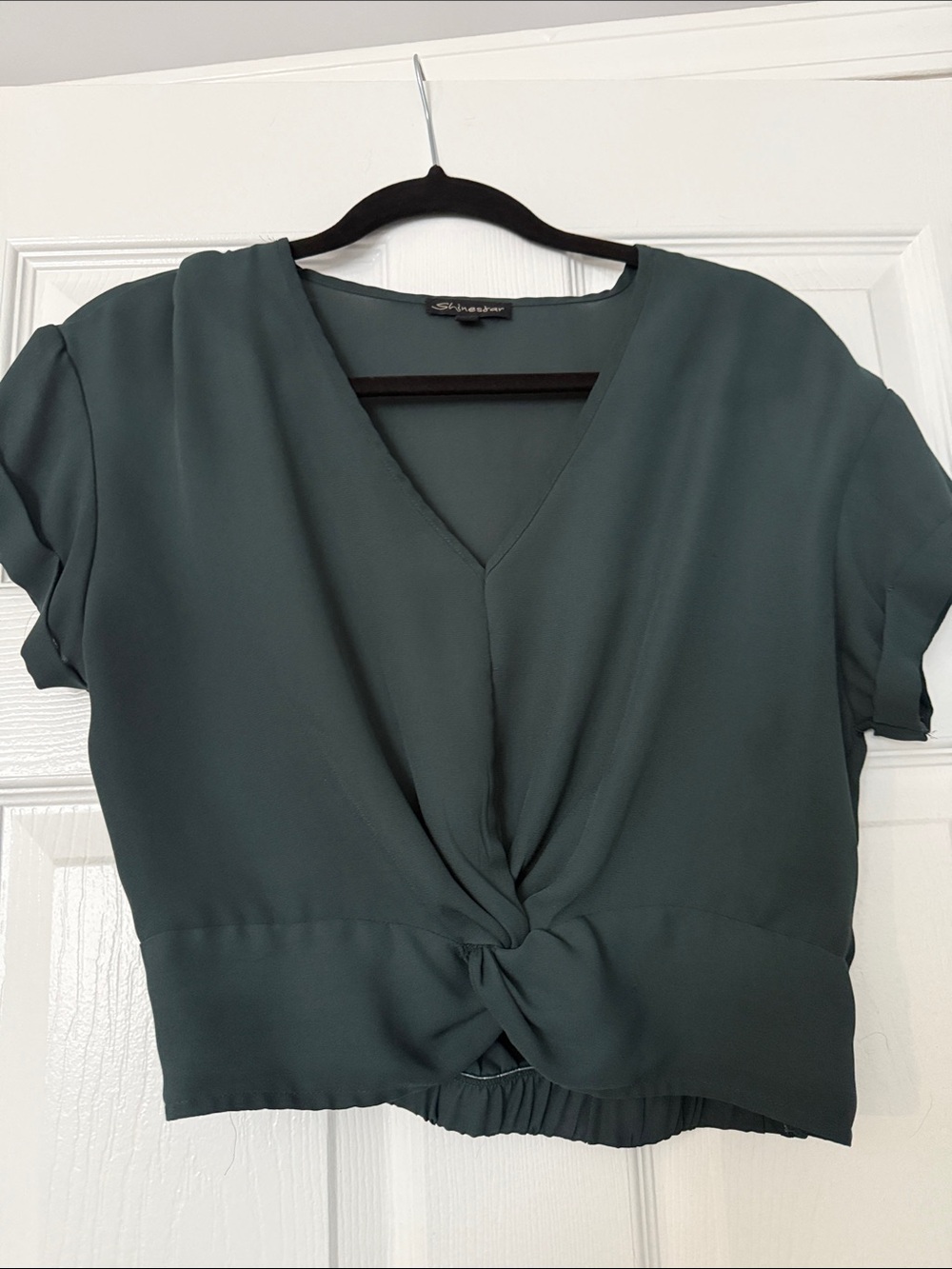 Shinestar Twist-Front V-Neck Crop Top in Teal Green